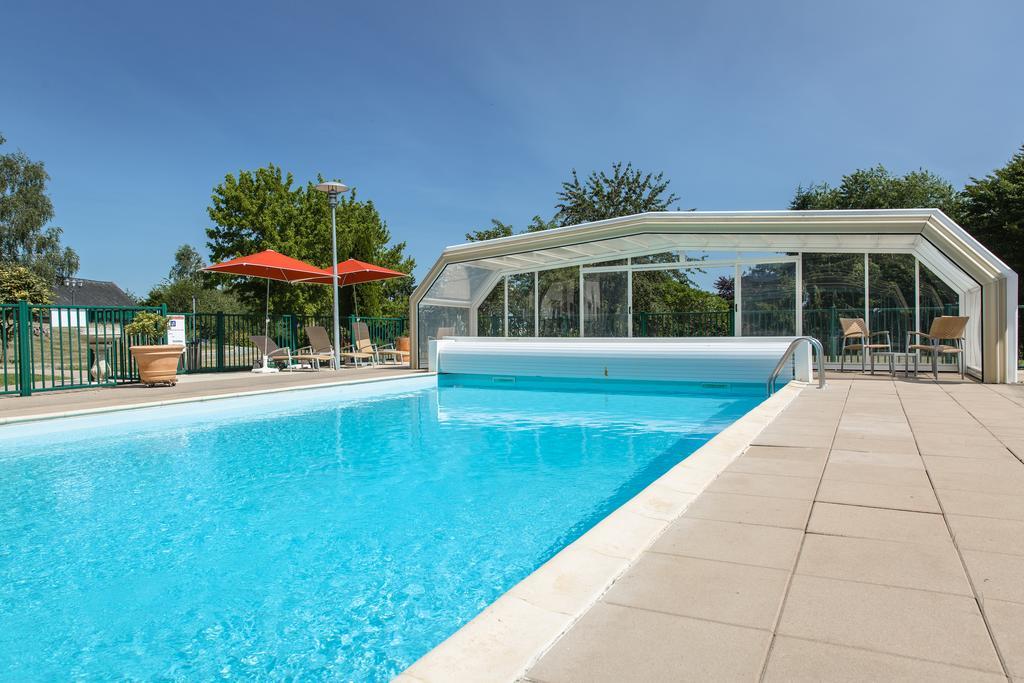 Logis L'Ermitage Hotel & Restaurant Saulges Exterior photo